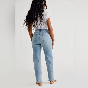 We The Free | Crvy High-Rise Vintage Straight Jean